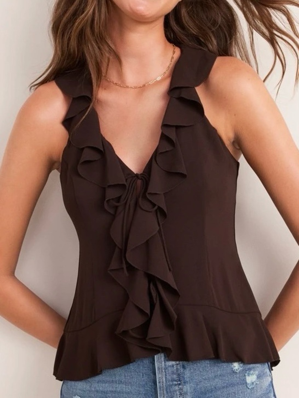 cupcakes & cashmere Brown Ruffle V-Neck Sleeveless Camisole